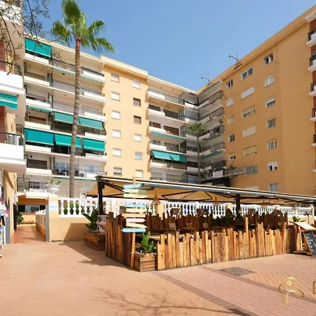 Apartment Con Piscina En La Primera Linea De Playa De *