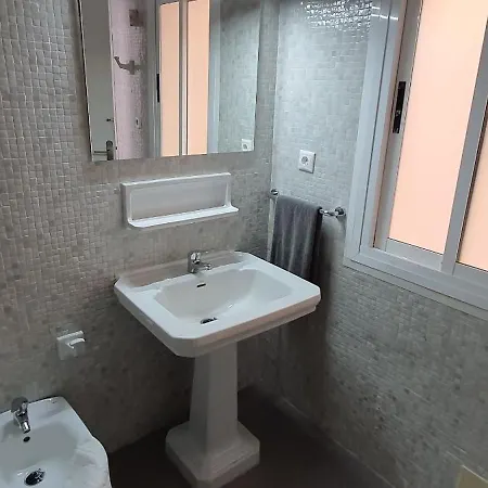 Apartment Con Piscina En La Primera Linea De Playa De *