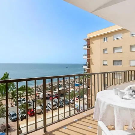 Apartment Con Piscina En La Primera Linea De Playa De *