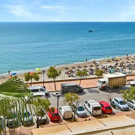 Apartment Con Piscina En La Primera Linea De Playa De