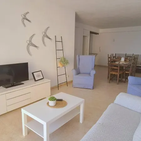 Apartment Con Piscina En La Primera Linea De Playa De Fuengirola